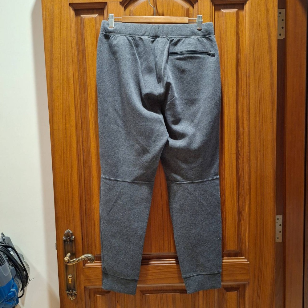 二手Uniqlo男士鐵灰色DRY束腳、鬆緊帶腰圍,彈性休閒褲（款式編號 341-465205）, 尺碼L號-細節圖2