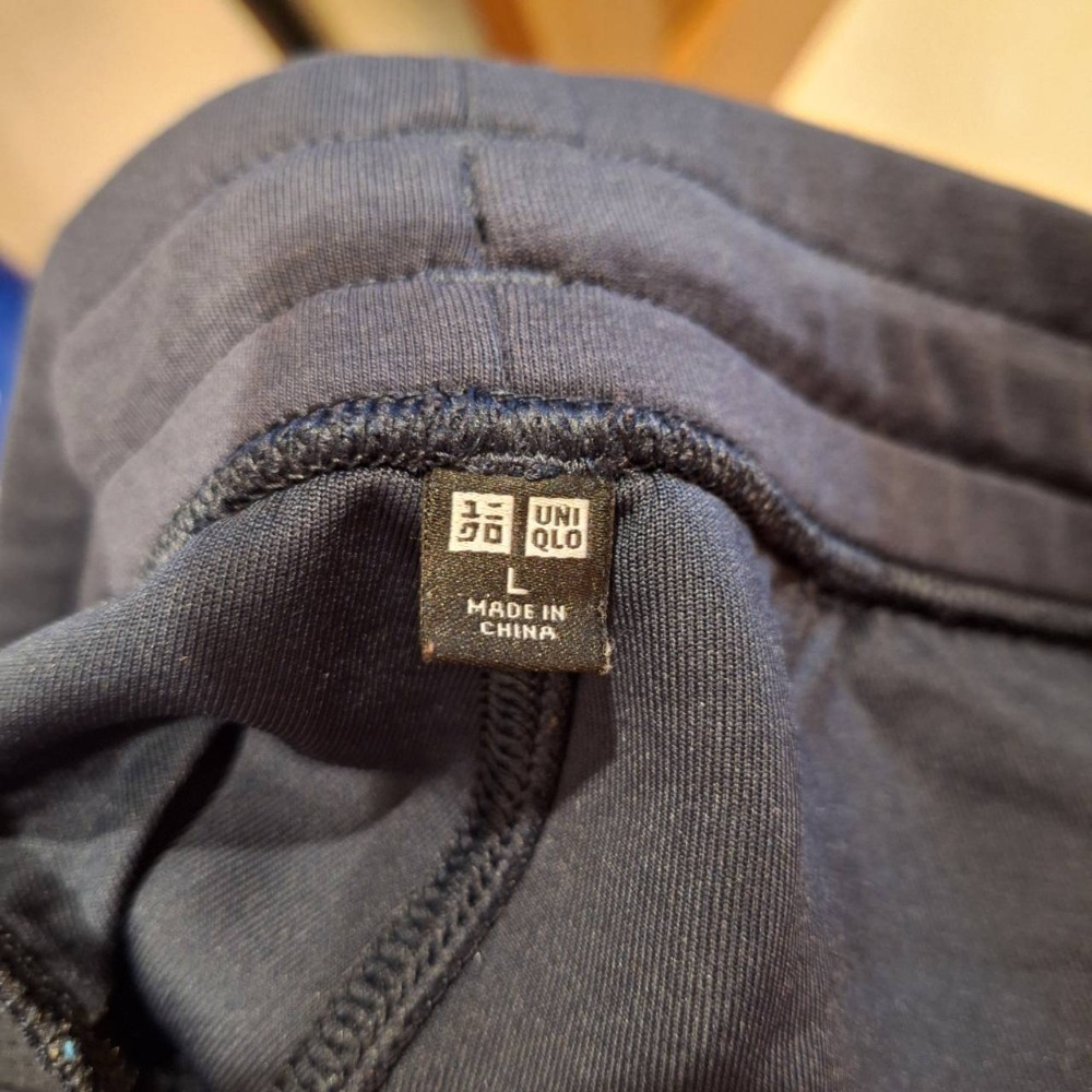 二手Uniqlo男士深藍色DRY束腳、鬆緊帶腰圍,彈性休閒褲（款式編號 341-465205）, 尺碼L號-細節圖7