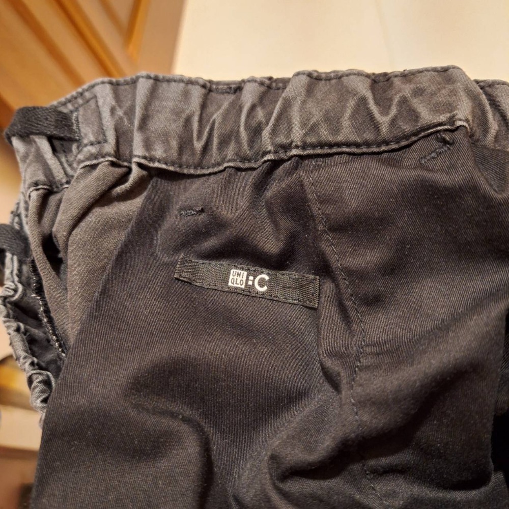 二手UNIQLO : C 系列男士寬版降落傘褲/款式編號472852, 尺寸 L號/ DARK GRAY-細節圖7