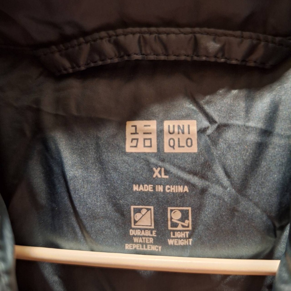 二手衣,Uniqlo 深藍色男裝羽絨背心, 收納袋遺失, 尺碼XL號-細節圖5