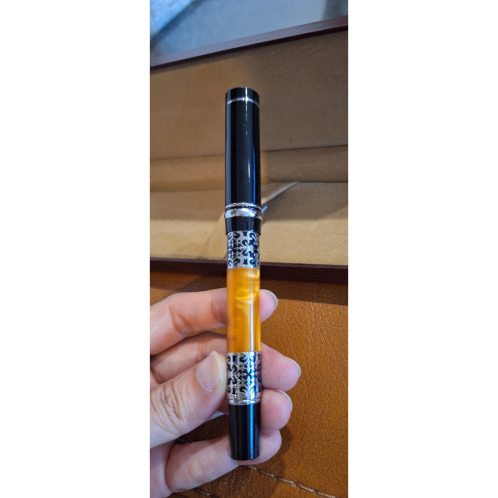 Ogival 愛其華VIP尊榮鋼珠筆禮盒-細節圖2