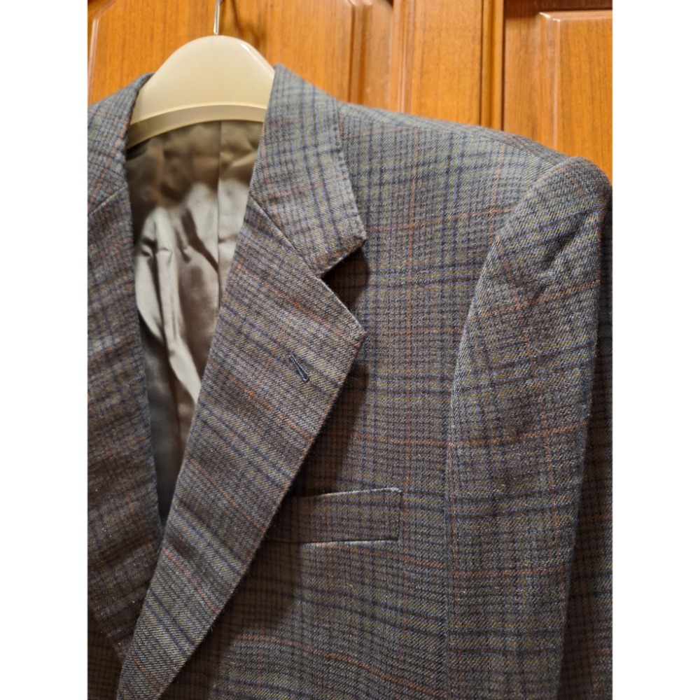 二手男士手工定製格紋西裝外套，布料採用Cloth by Scabal 來自英國頂級面料之王 Scabal（世家寶）-細節圖2