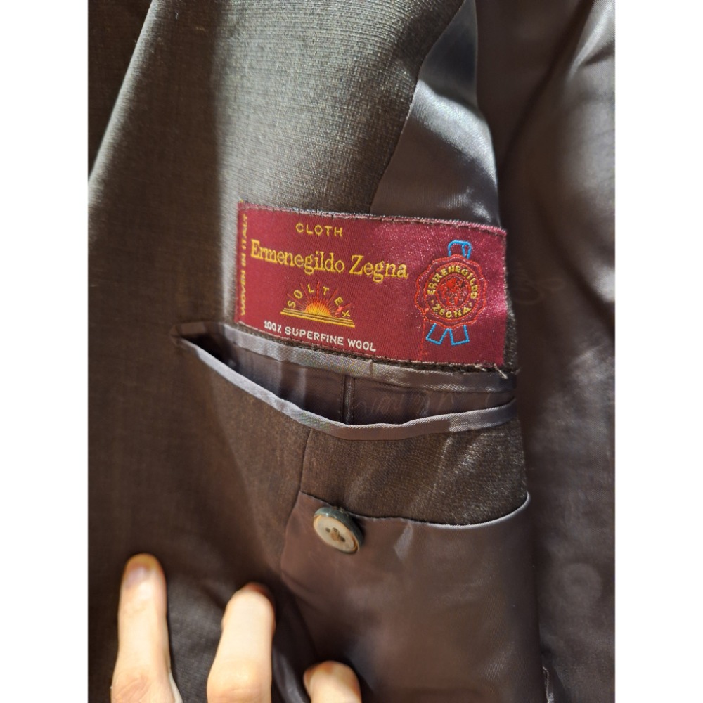 二手男士定製西裝外套，布料採用義大利頂級面料品牌 Ermenegildo Zegna 的 SOLTEX 系列-細節圖5