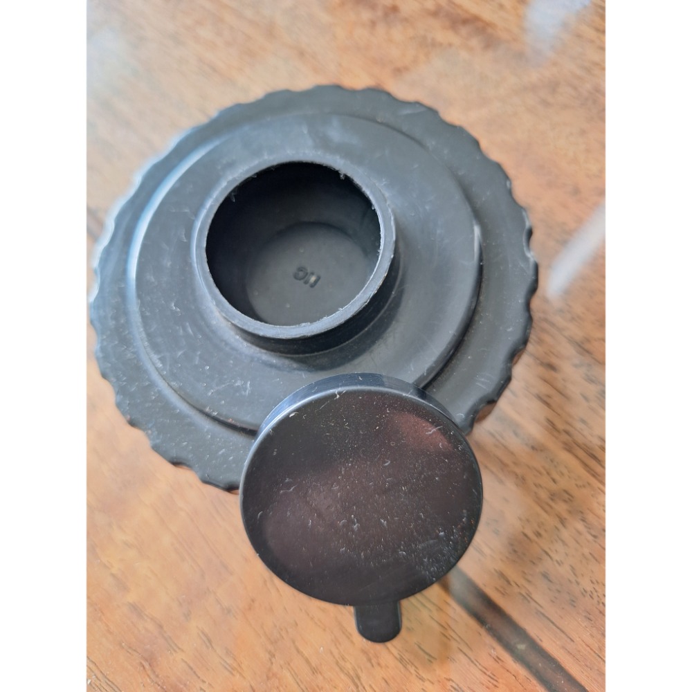 二手商品，傳統底片沖洗的不鏽鋼沖片罐與沖片軸（顯影罐），全套打包一起賣-細節圖5