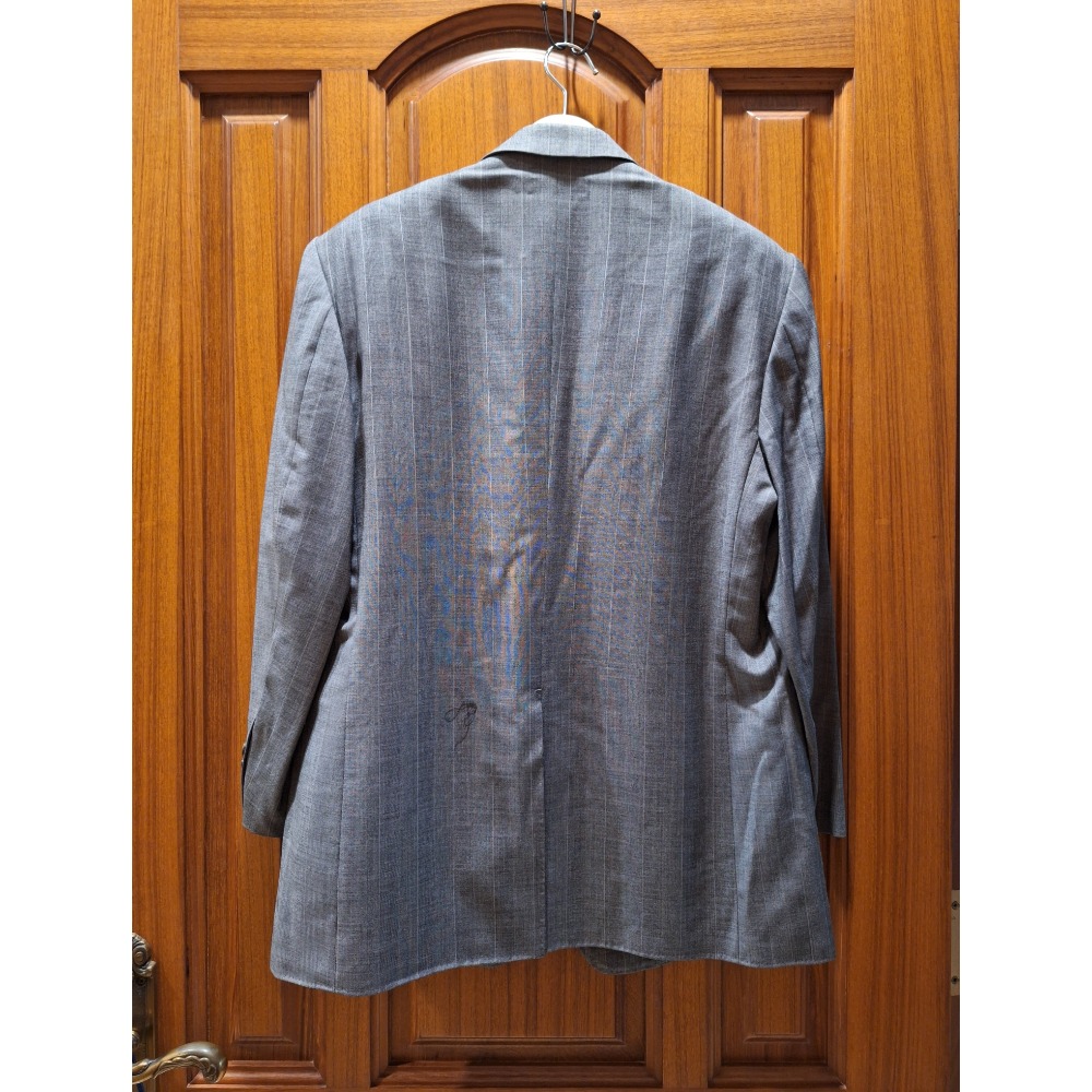 二手男士定製灰色直條紋西裝外套，採用義大利Ermenegildo Zegna Super 100＇s高級羊毛布料-細節圖2