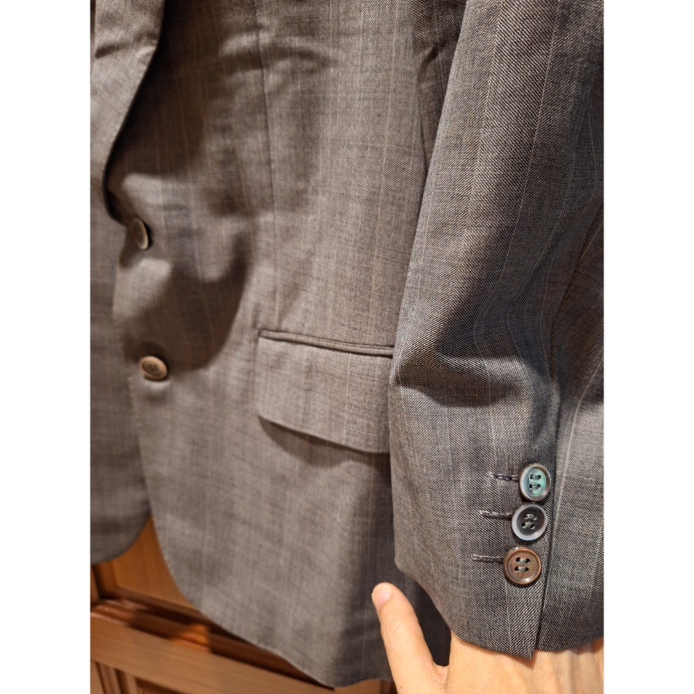 二手男士定製灰色直條紋西裝外套，採用義大利Ermenegildo Zegna Super 100＇s高級羊毛布料-細節圖4