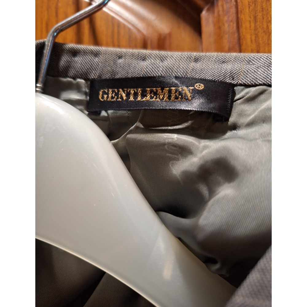 二手男士定製灰色直條紋西裝外套，採用義大利Ermenegildo Zegna Super 100＇s高級羊毛布料-細節圖7