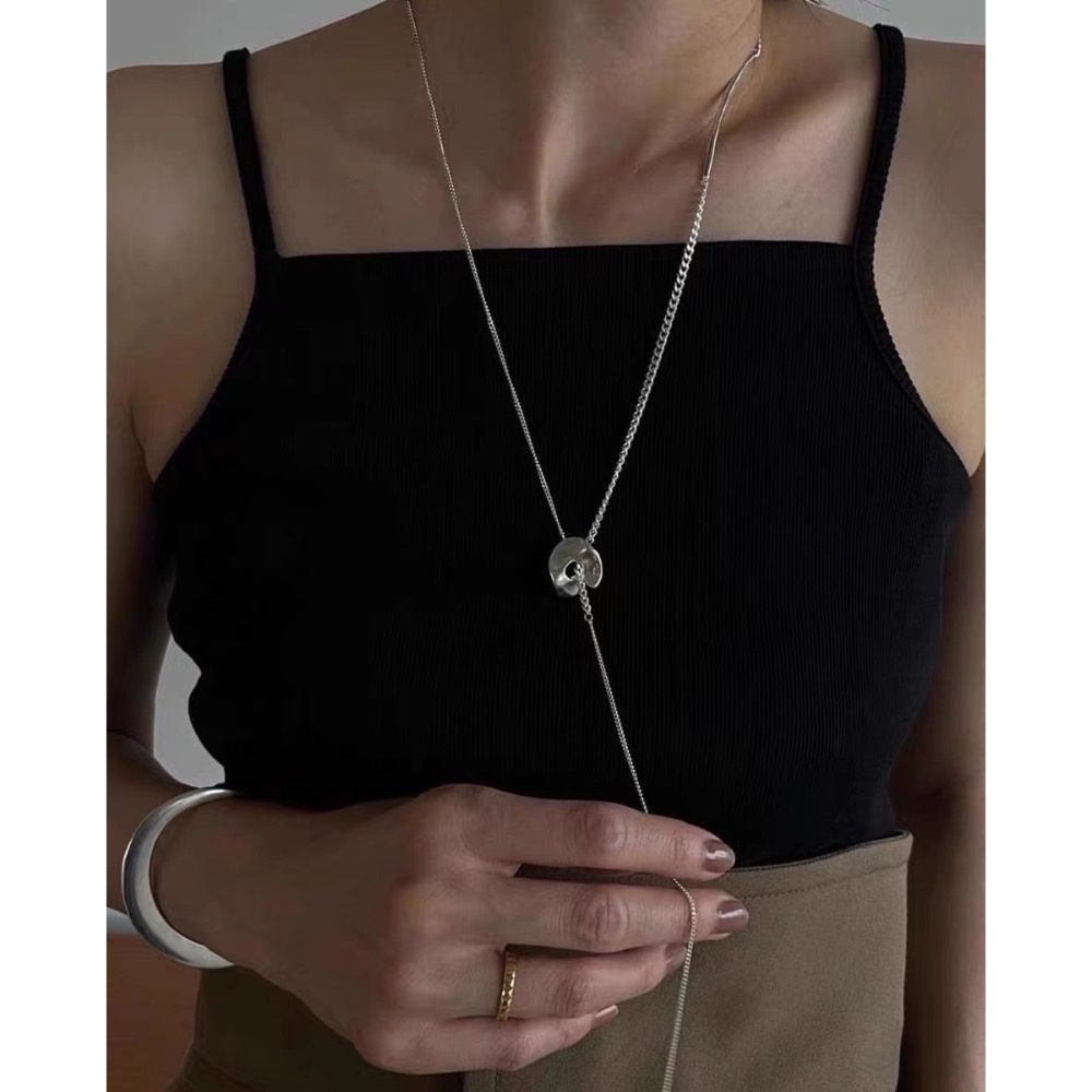 早衣服》搭配好物🎀 項鍊 日系小眾設計CLANE松本惠奈同款 金銀拼色 OT扣項鍊 多種戴法 毛衣鏈-細節圖4