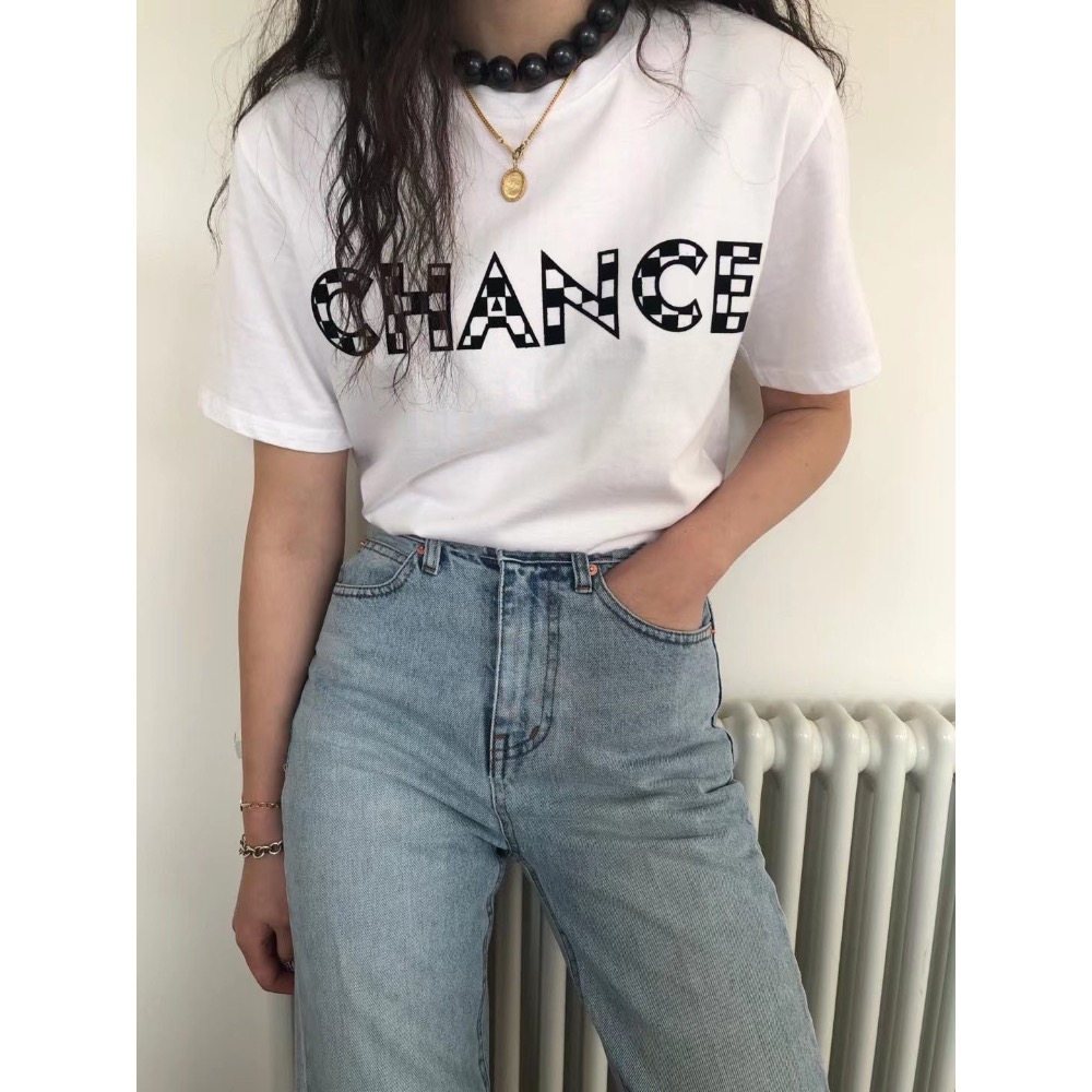 早衣服》2311🍀 T恤 短袖T恤 東大門 韓國INS 時髦棋盤格 方塊英文字母 印花T 簡約時尚 白T 純棉T-細節圖2