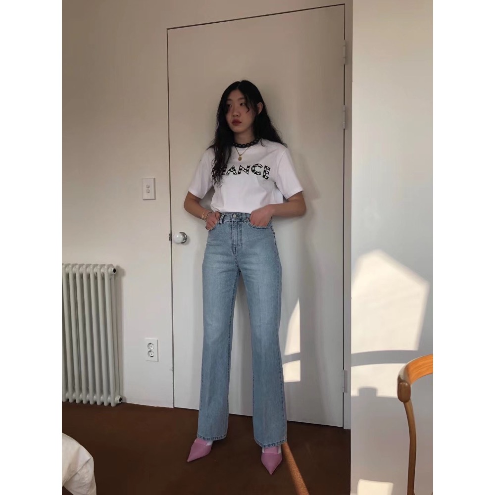 早衣服》2311🍀 T恤 短袖T恤 東大門 韓國INS 時髦棋盤格 方塊英文字母 印花T 簡約時尚 白T 純棉T-細節圖3