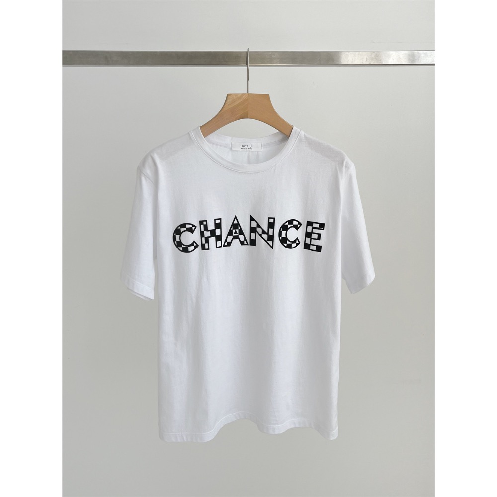 早衣服》2311🍀 T恤 短袖T恤 東大門 韓國INS 時髦棋盤格 方塊英文字母 印花T 簡約時尚 白T 純棉T-細節圖9