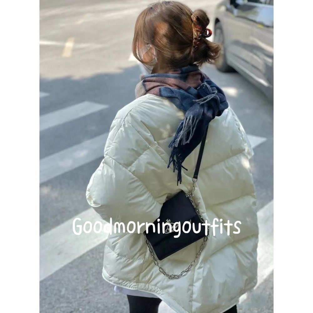 ￼早衣服》 2402💌 西太后 土星 logo 鏈條 翻蓋 黑色斜背包 黑色小包 波浪紋 小方包 尼龍布 單肩 斜挎包-細節圖4