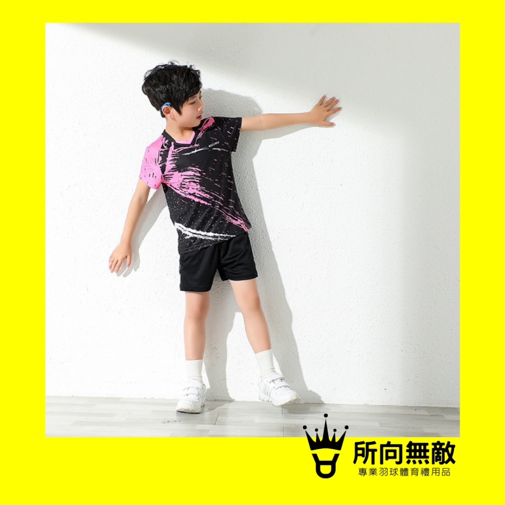 (現貨)所向無敵．邪惡粉紅專業兒童羽毛球上衣~兒童羽毛球衣 兒童羽球上衣 兒童羽球衣 兒童運動服 兒童羽球短袖 兒童短袖-細節圖4