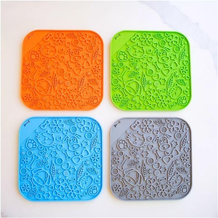 【汪喵森活】 舔食墊 寵物舔食墊 舔舔墊 矽膠慢食墊 寵物慢食墊 狗狗慢食碗 矽膠防噎餐墊 寵物餐盤 帶吸盤 紓壓玩具-細節圖9