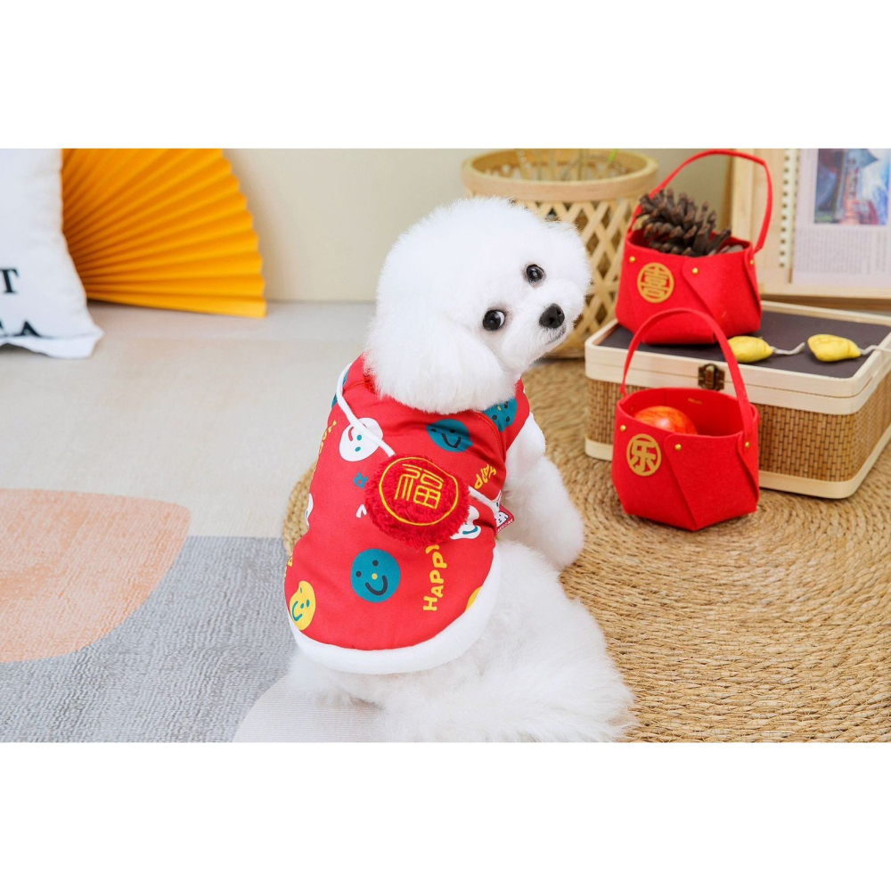 【汪喵森活】 紅色白色 過年 22kg內 日系笑臉 保暖背心 福 小包包 春節 寵物衣服 狗衣服 貓咪 鋪棉背心 新年-細節圖10