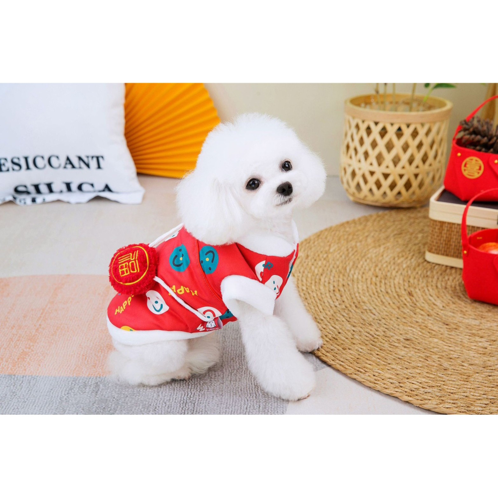 【汪喵森活】 紅色白色 過年 22kg內 日系笑臉 保暖背心 福 小包包 春節 寵物衣服 狗衣服 貓咪 鋪棉背心 新年-細節圖11