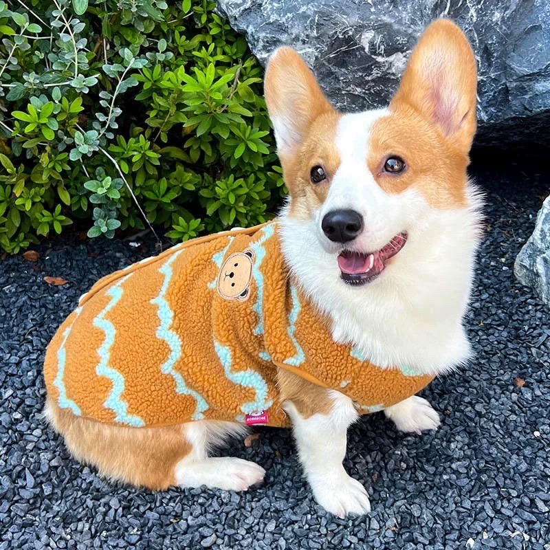 【汪喵森活】 波浪熊熊 羊羔毛背心 2色 寵物衣服 秋冬服飾 狗衣服 貴賓 雪納瑞 西高地 比熊 柯基 柴犬 保暖衣服-細節圖8