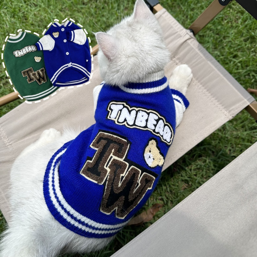 【汪喵森活】 TW熊熊棒球風 針織外套 狗衣服 比熊 博美 貴賓 貓咪 小型犬服飾 吉娃娃 西施 比熊 秋冬服飾 博美-細節圖4