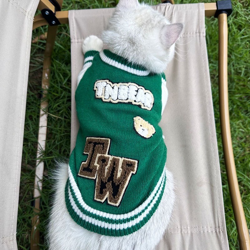 【汪喵森活】 TW熊熊棒球風 針織外套 狗衣服 比熊 博美 貴賓 貓咪 小型犬服飾 吉娃娃 西施 比熊 秋冬服飾 博美-細節圖5