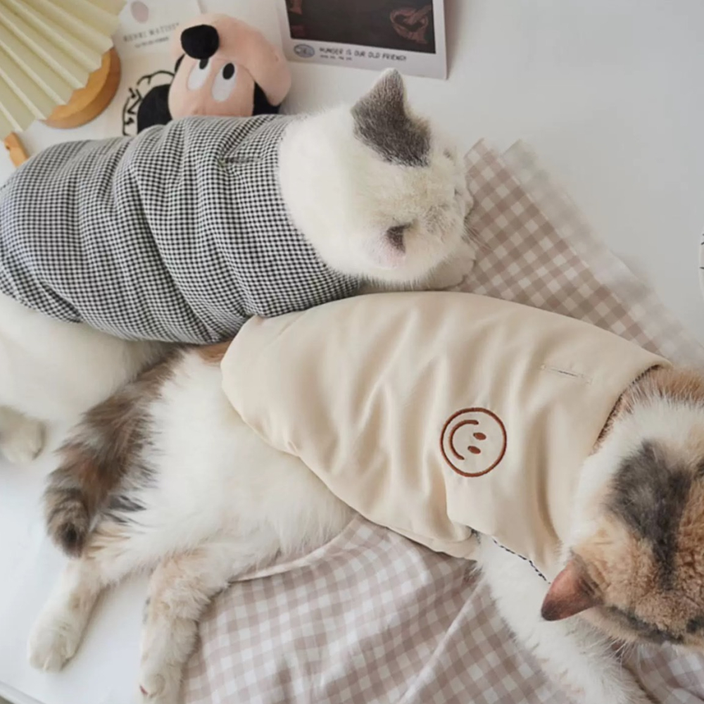 【汪喵森活】 笑臉 微笑 鋪棉背心 雙面穿 牽引孔 寵物背心 秋冬服飾 狗衣服 小型犬服飾 米克斯 比熊 貓咪 貴賓狗-細節圖5