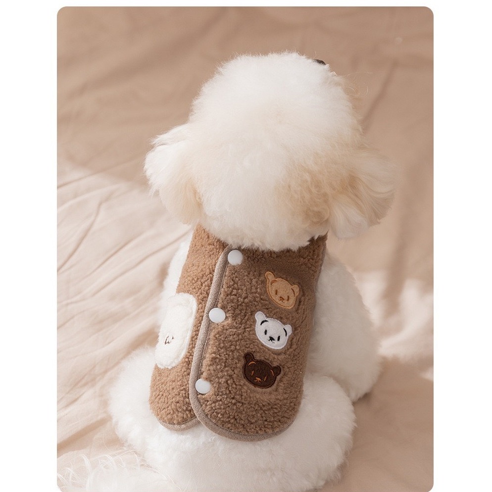 【汪喵森活】 Bear三隻熊 鈕扣背心 寵物背心 保暖背心 狗衣服 寵物衣服 秋冬服飾 小型犬 雪納瑞 比熊 貴賓 貓咪-細節圖6