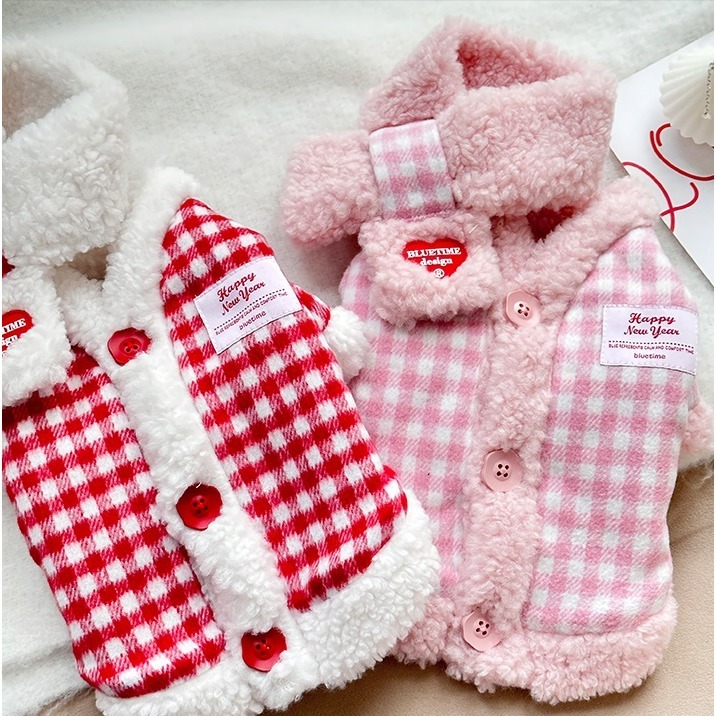 【汪喵森活】 粉紅甜心 羊羔絨 格紋背心 附圍巾 聖誕節 過年 貓咪 狗衣服 柴犬 柯基 米克斯 邊境 貴賓 比熊-細節圖2