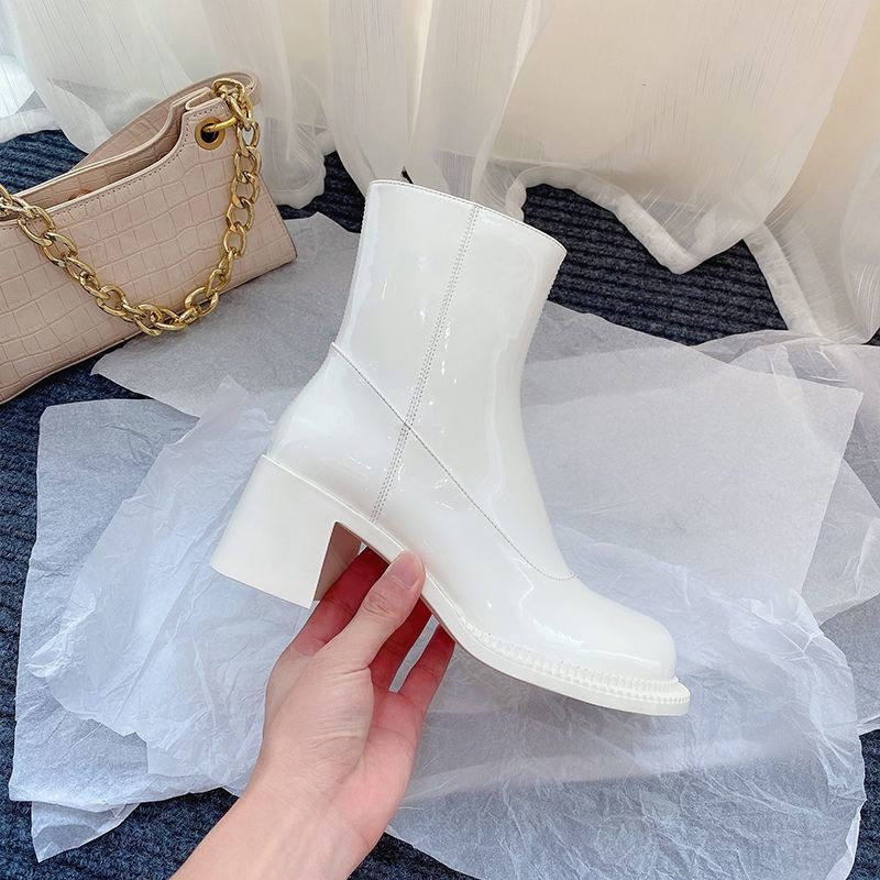 漆皮馬丁靴女2022年秋季新款復古白色靴子粗跟瑪麗珍大頭厚底短靴-細節圖3