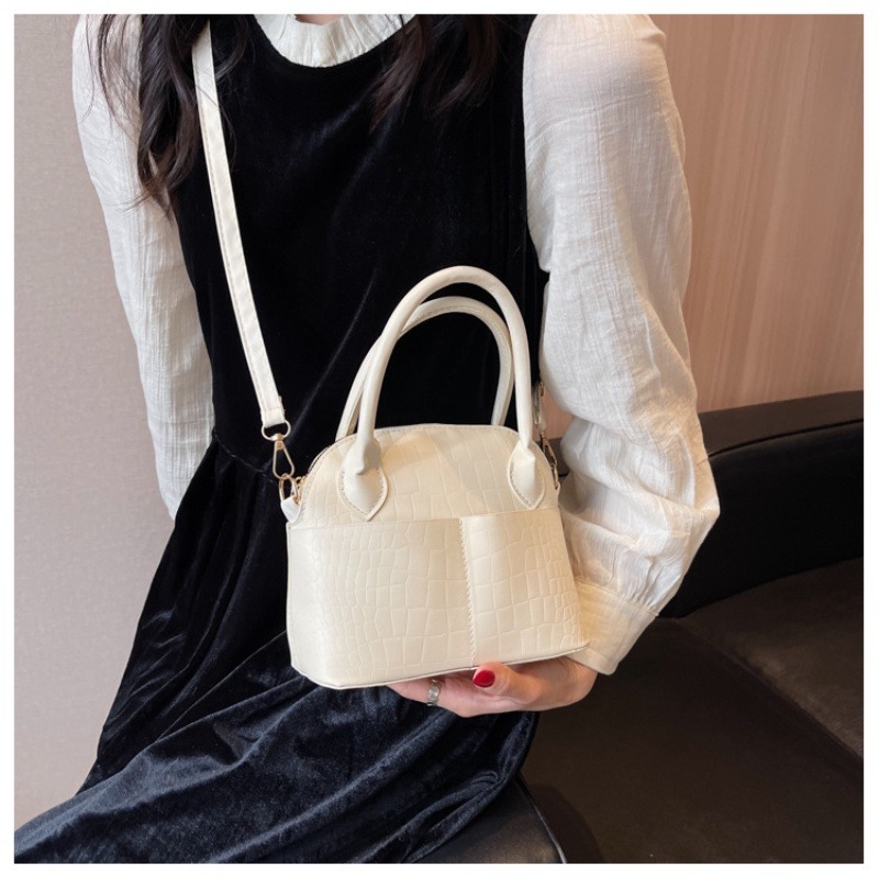 斜包包女生鏈條包斜背包女春季簡約包包時尚斜背包質感女包-細節圖3