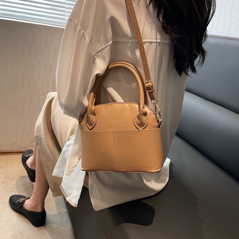 斜包包女生鏈條包斜背包女春季簡約包包時尚斜背包質感女包-細節圖5