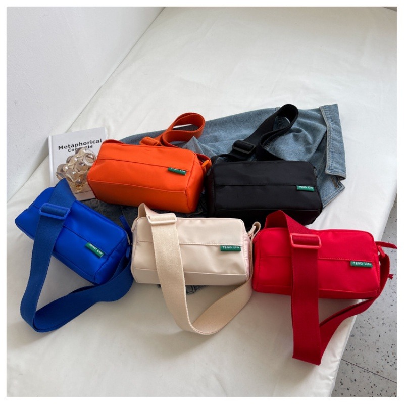 女生斜背包側背包小包包女2023新款春季單肩腋下包高級感帆布包-細節圖6