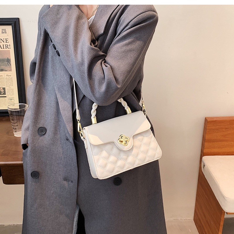 女生斜背包側背包小包包上班包包通勤百搭斜背包復古手提小方包-細節圖5