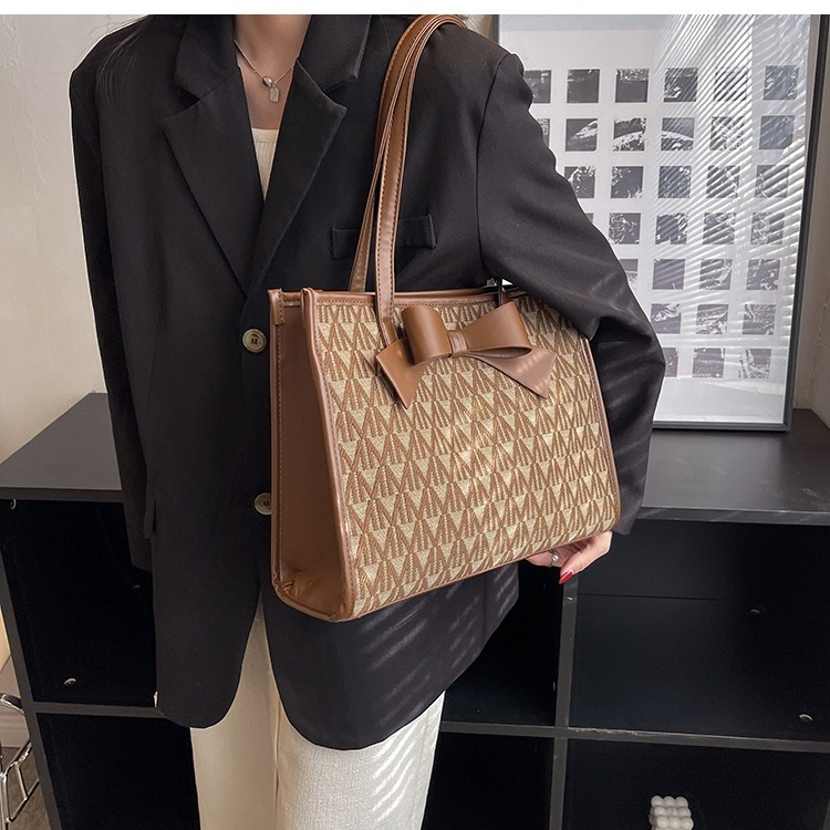 手拎包包休閒大容量包包上班包包女包時尚通勤斜背包百搭托特包-細節圖7