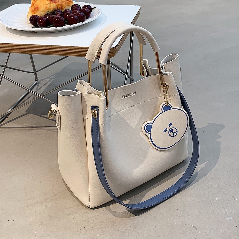 手拿包包手提包大容量時尚大容量女夏季百搭斜背包手提托特水桶包-細節圖5