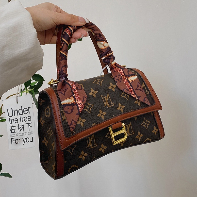 高級訂製女包包 精品女士斜背包 絲巾手提包 復古印花肩背包 信封包 通勤包包女斜背包-細節圖3