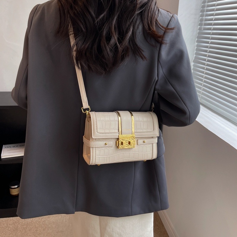 復古撞色小包包女2023新款腋下小方包斜背包豬鼻包韓版女生斜背包盒子包包雙肩帶手提斜跨包包釘子底-細節圖5