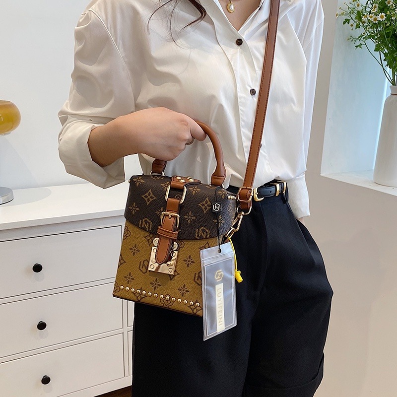 復古女生盒子包 質感小眾女包 手提小包包 手機包 老花包包 斜背包 時尚斜背包 -細節圖4