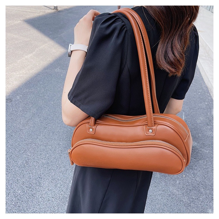 高級感法棍包 2023新款女包 小眾腋下包 素色百搭手提包 通勤包包女 時尚斜背包 放長夾 休閒女包-細節圖4