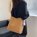復古包包 大容量水桶包 寬皮帶休閒斜背包 斜背包 韓版女生斜背包 ins爆款包包女 側背包-規格圖9