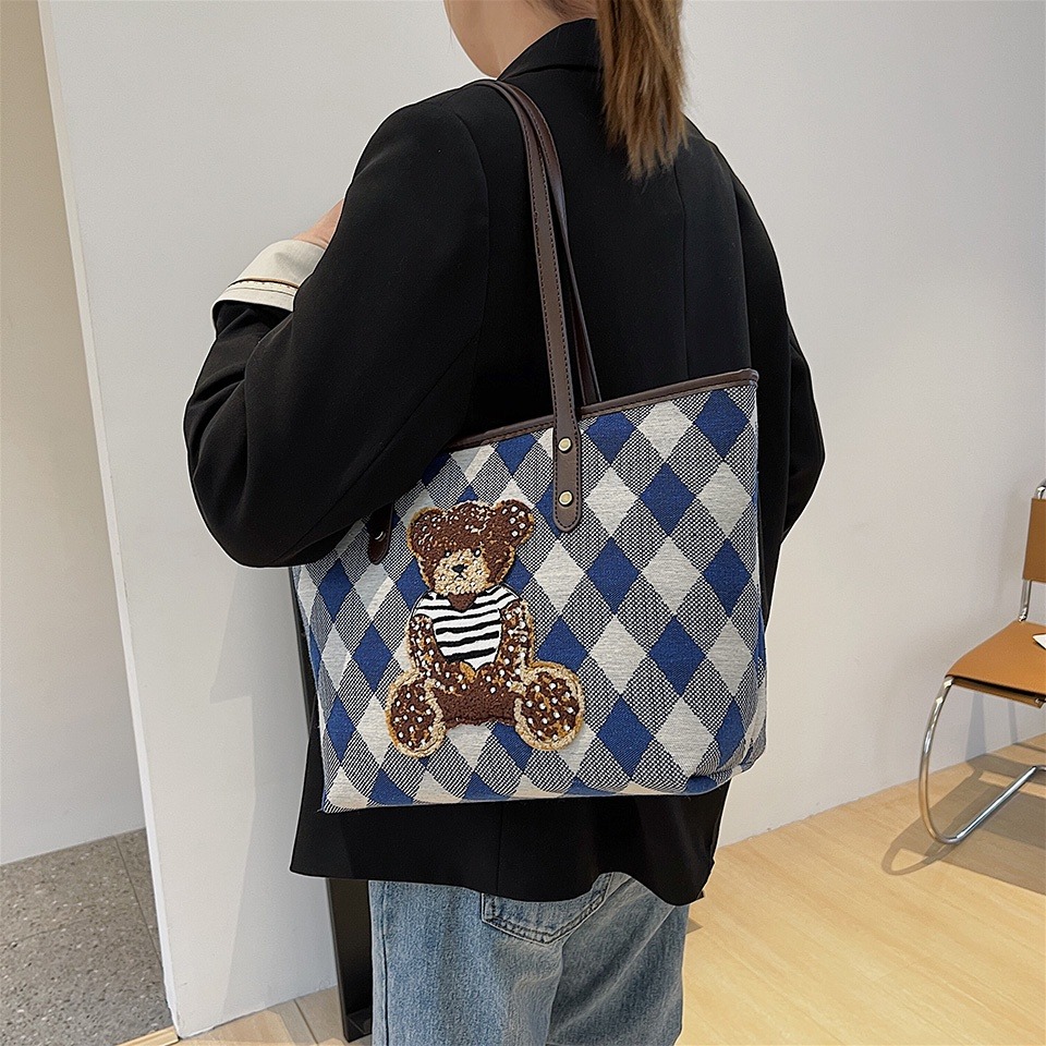 日韩托特包女式时尚手提布包布艺包 手提袋 ins 包包 手提包 通勤单肩包 腋下包 多功能包 可爱小熊包包-細節圖5