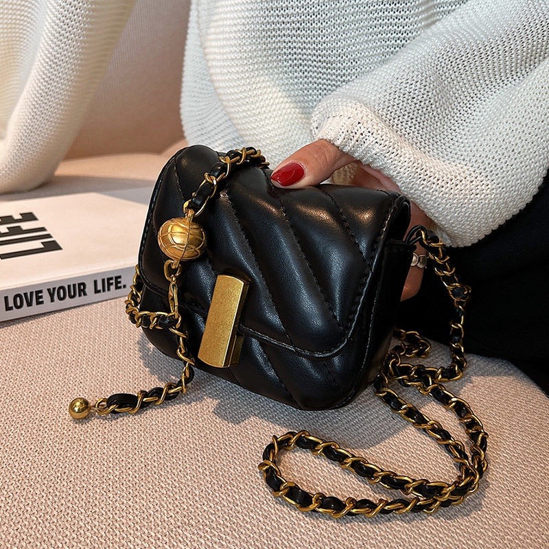 小方包 小挎包包女2023新款夏季時尚高級感鏈條斜背包百搭斜背包-細節圖4