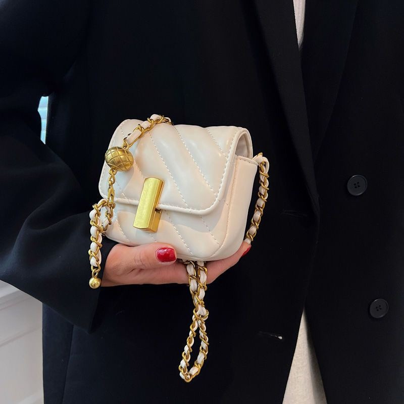 小方包 小挎包包女2023新款夏季時尚高級感鏈條斜背包百搭斜背包-細節圖8