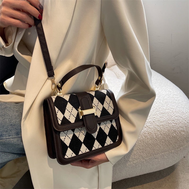 學生 側背包 女生 肩背包 可愛 斜肩包包 小方包 大容量 小包包包包女新款2022爆款斜挎包網紅-細節圖8