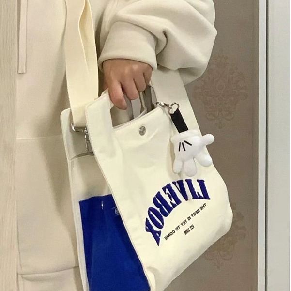 學院風包包 2023新款 休閑斜挎包 日系通勤單肩包 學生上課手提包 帆布包 側背包 書包 拼接色女包-細節圖3