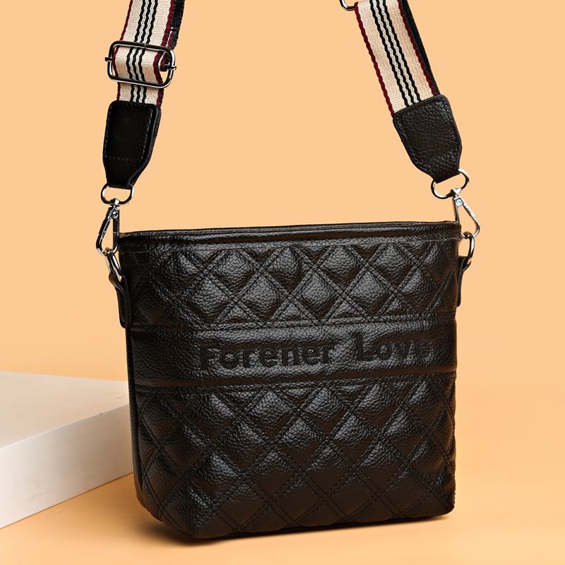 寬頻菱格包包女2023新款時尚高級感小眾斜背包夏季百搭斜挎水桶包-細節圖7