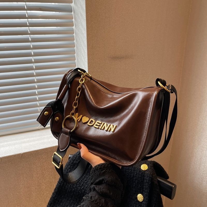 高級感小包包女2023新款韓系寬腋下包秋冬流行複古郵差包斜挎包-細節圖6