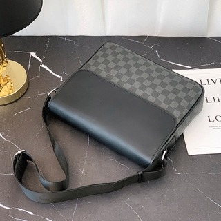 FASHION BAGSTORE 限時下殺，韓版男士側背包橫款郵差包名牌LV同款格子面料男士戶外斜背包皮革斜挎包單肩包-細節圖2