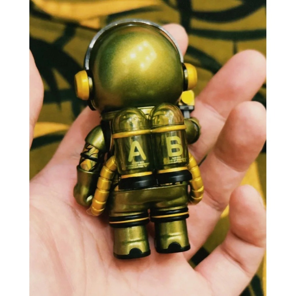 <官方正版授權>CLOT x POPMART MEGA SPACE MOLLY 凝結集團400%100%陳冠希泡泡瑪特-細節圖6