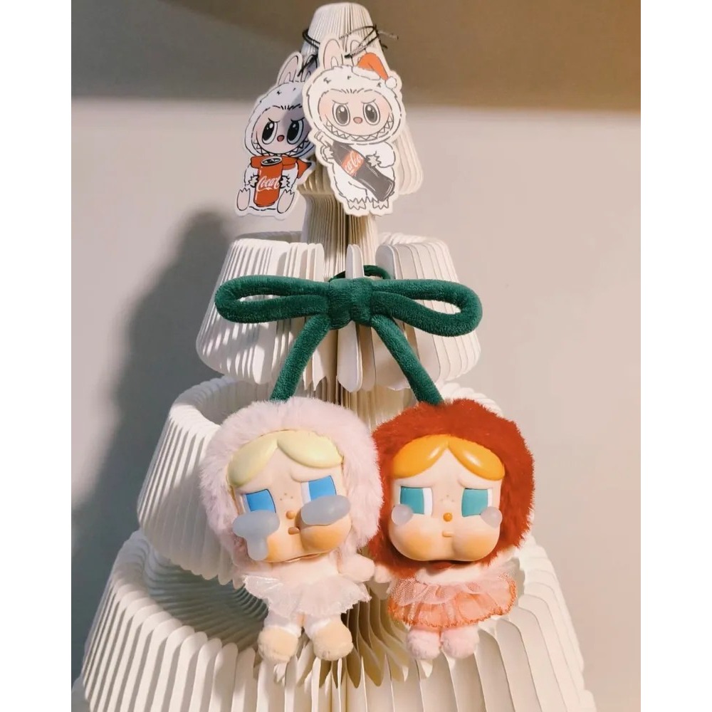 <官方正版授權>POP MART 泡泡瑪特 哭娃 Crybaby 甜在一起 櫻桃 漂浮手辦 吊卡 掛件 吊飾 蝴蝶結-細節圖2