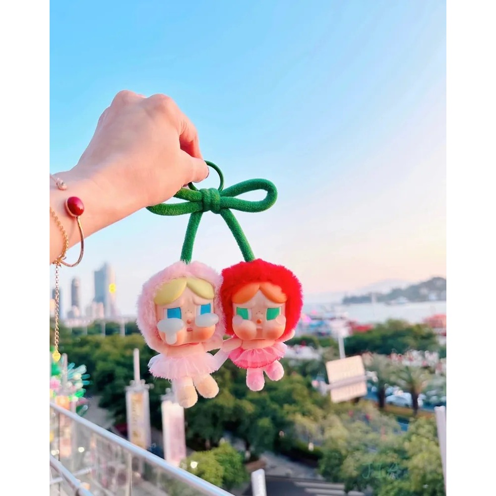 <官方正版授權>POP MART 泡泡瑪特 哭娃 Crybaby 甜在一起 櫻桃 漂浮手辦 吊卡 掛件 吊飾 蝴蝶結-細節圖3