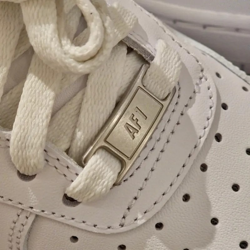 <快速出貨>Nike Air Force 1 全白 空軍一號 經典 鐵牌 百搭AF1-細節圖6